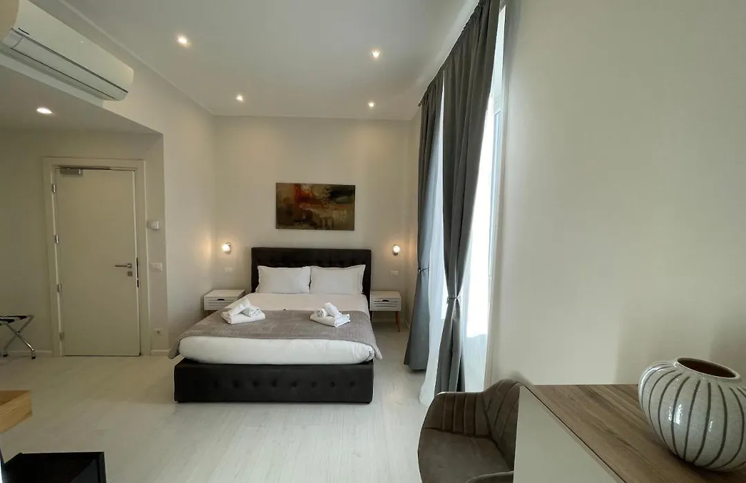 Quintus Luxury Suites-1